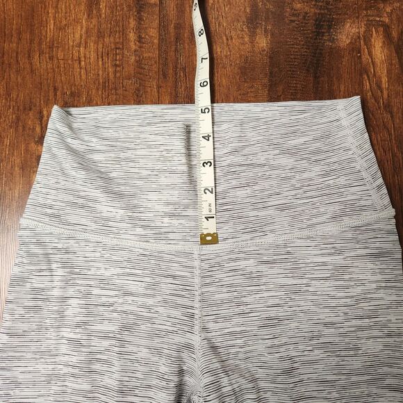 Lululemon Women Wunder Under CROP HR Luxtreme LW6AI4S WAGG White Print Size 6 - Picture 5 of 6